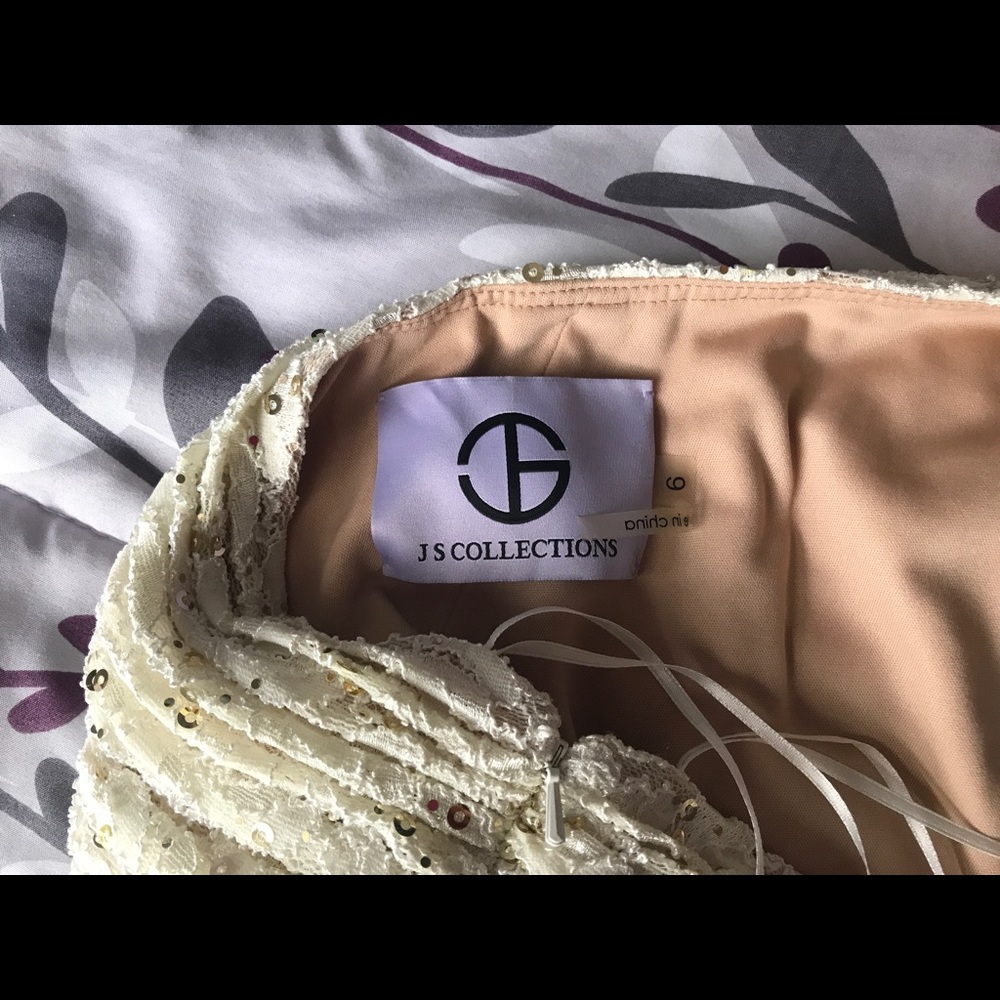 Dress - Picture 2 of 2