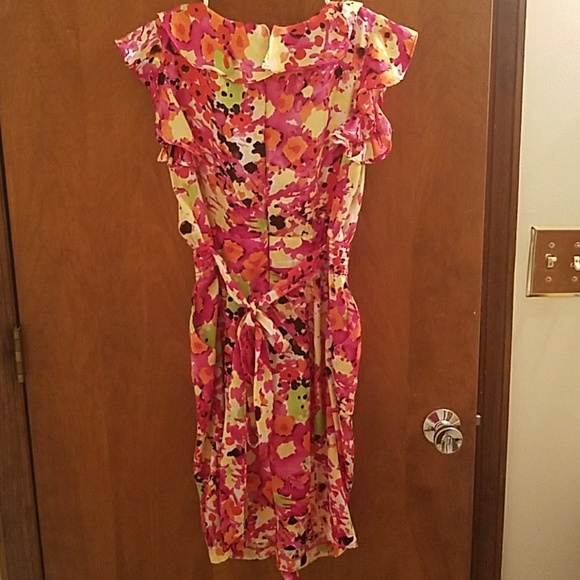 Floral Dress with ruffle detail and POCKETS! - Picture 2 of 3