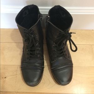 Steve Madden black leather ankle boots