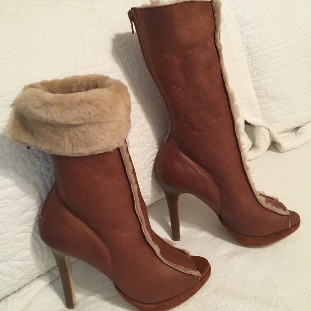 Boots - Picture 2 of 3