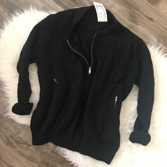 Brandy Melville Sweaters - • Brandy Melville | Knit Full Zip Sweater •
