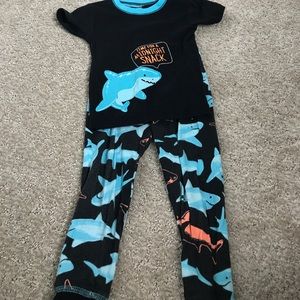 Carters shark pajamas, 4pc set