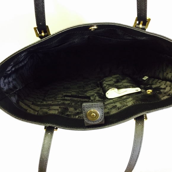 MICHAEL KORS NEW AUTHENTIC BLACK TOTE BAG - Picture 3 of 3