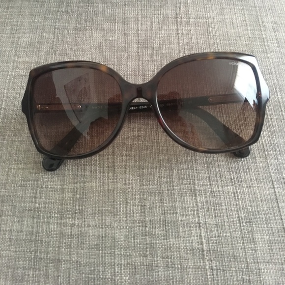 100% AUTHENTIC CHANEL SUNGLASSES!! main image 5