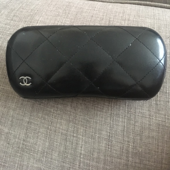 100% AUTHENTIC CHANEL SUNGLASSES!! main image 4
