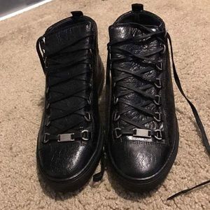 All black balenciaga's
