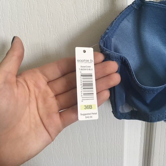 Gorgeous Floral Blue Bra! - Picture 3 of 3