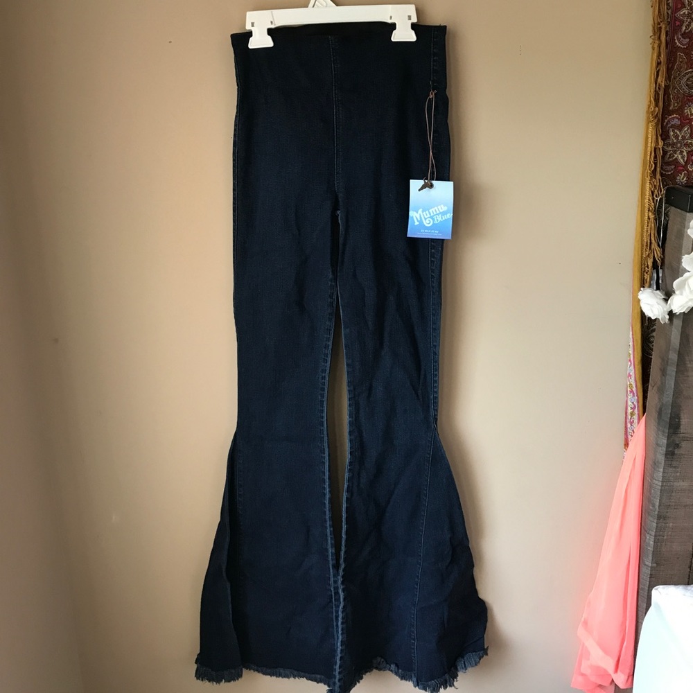 NEVER WORN MUMU JEANS!