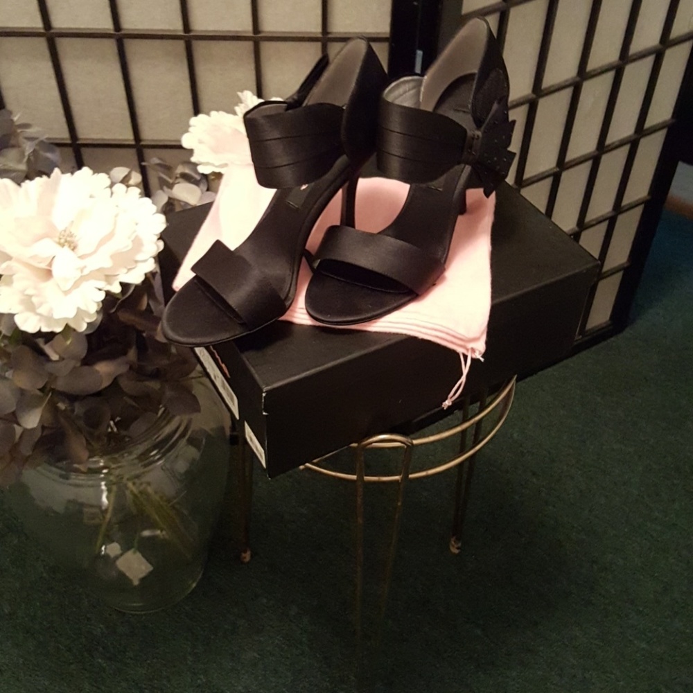 Stylish Satin Nina shoes with bow & beads