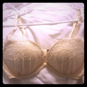 VS ivory plunge bra 32C. EUC.