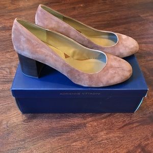 Adrienne Vittadini Kidsuede Block heel pumps