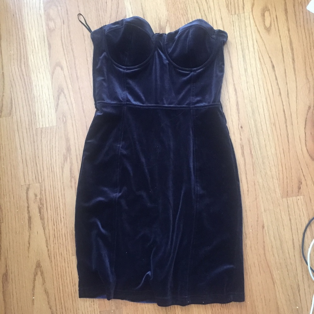 H&M Boutique dark navy velvet dress
