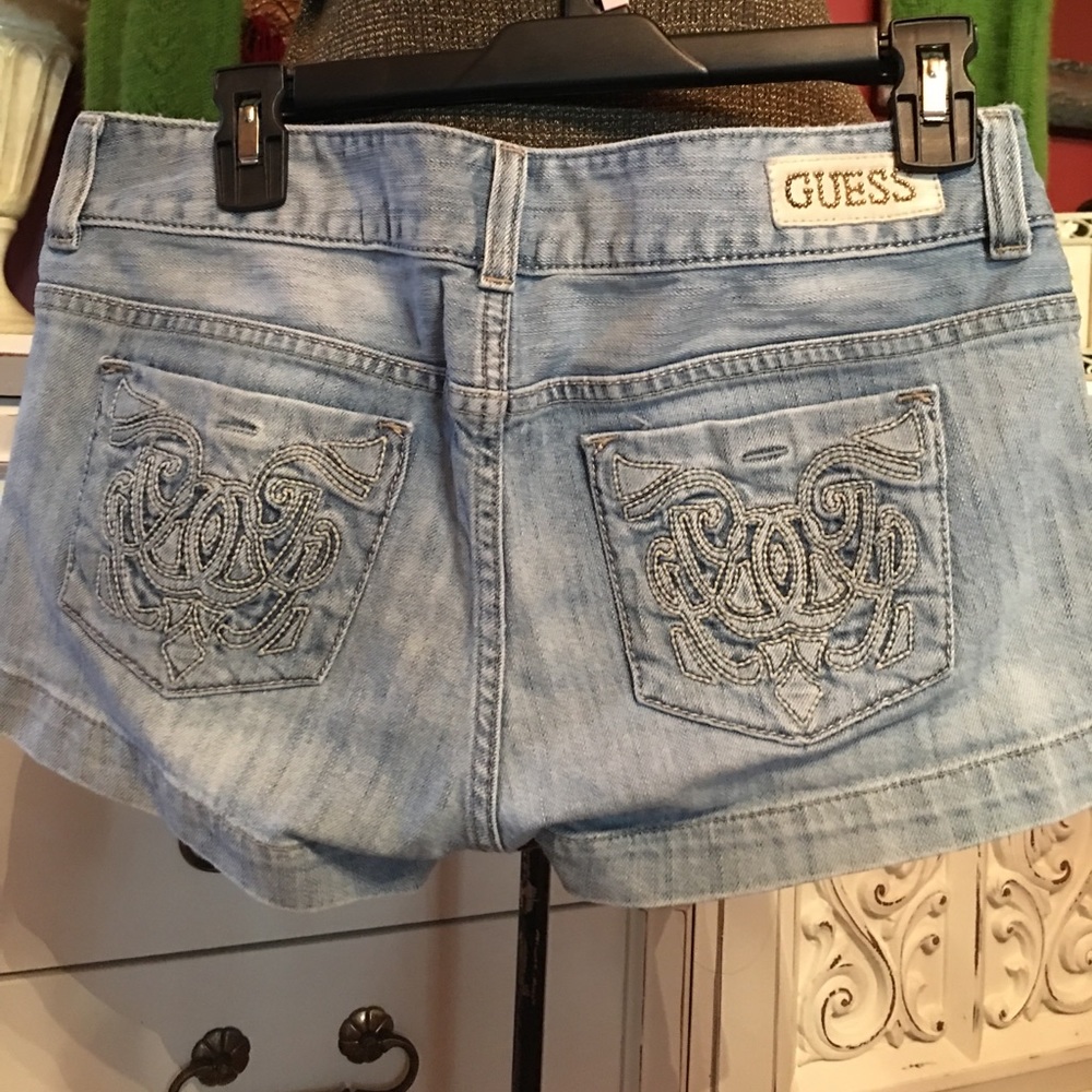 Vintage Beautiful GUESS shorts