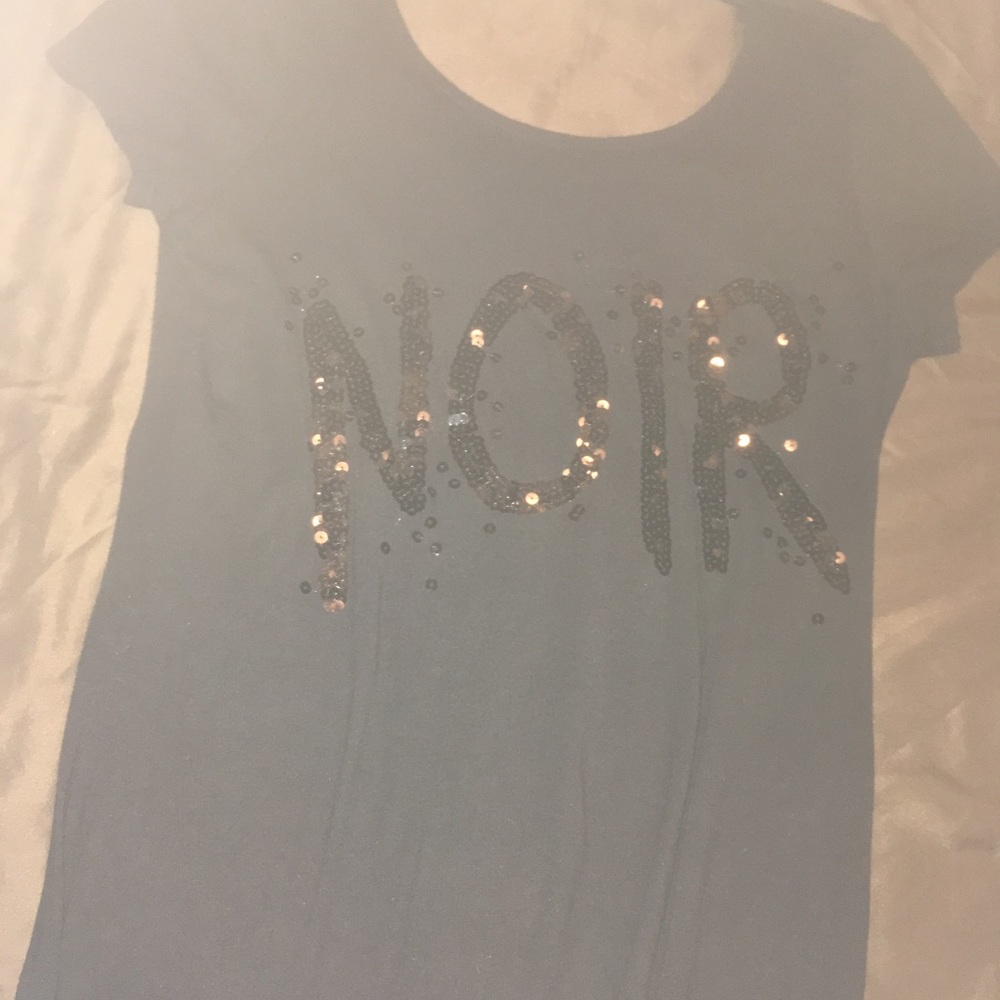 Black Rock & Replublic off -shoulder tee.