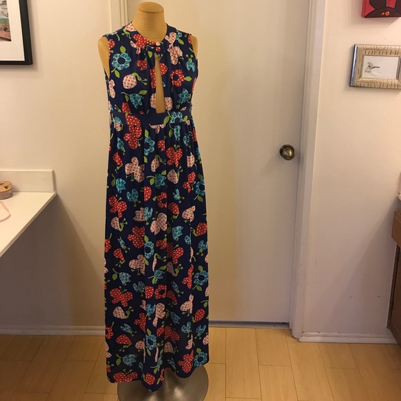 Dresses & Skirts - 💥Maxi Hawaiian Aloha 🌺Polyester hippie dress
