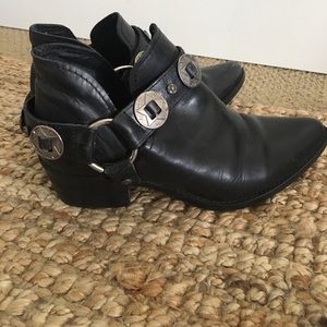 Western-vibe Steve Madden booties