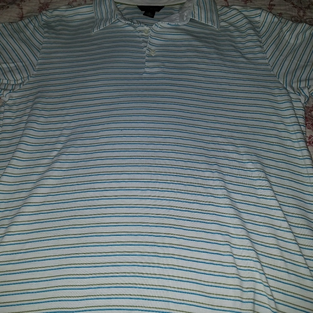 Short sleeve dress shirt