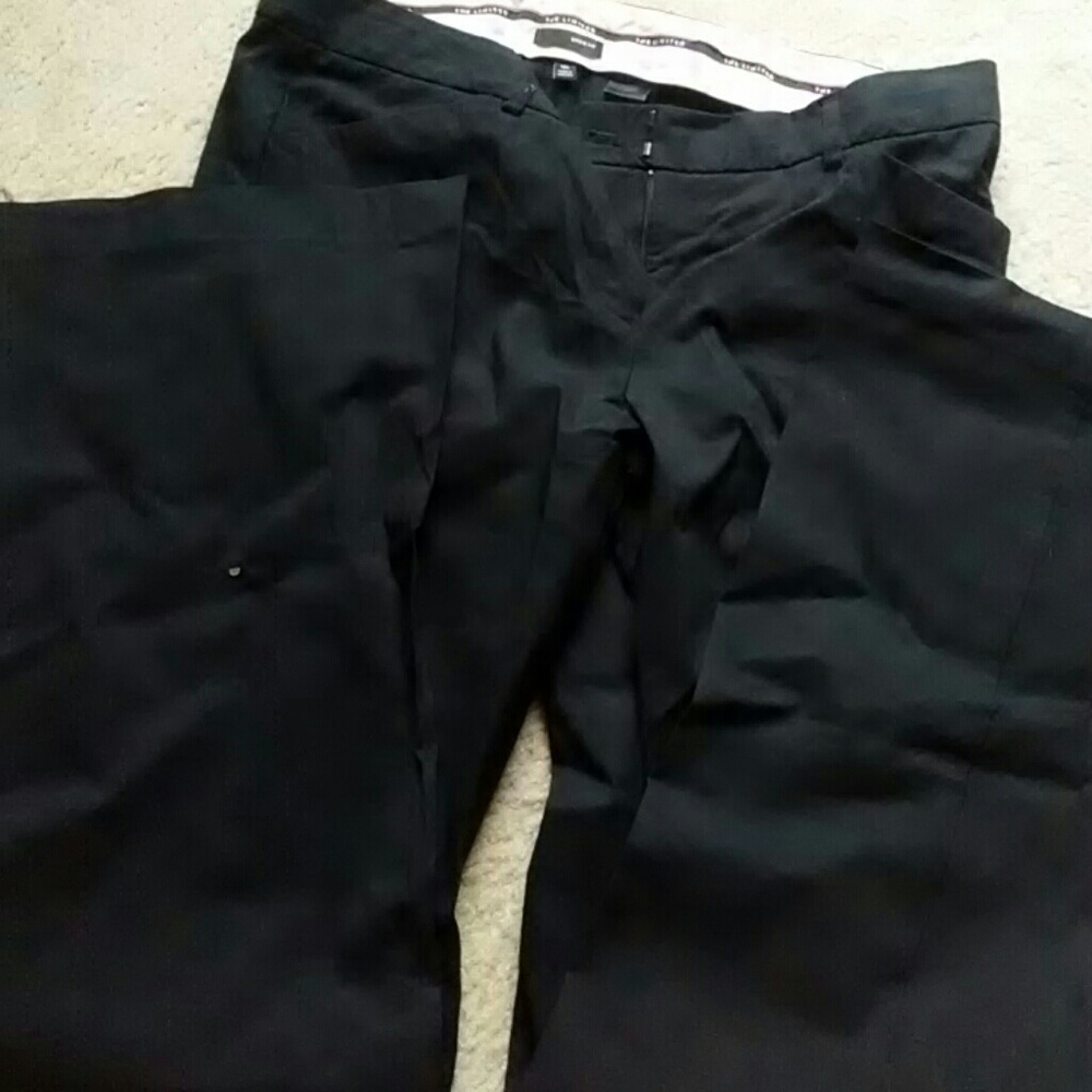 Black trousers