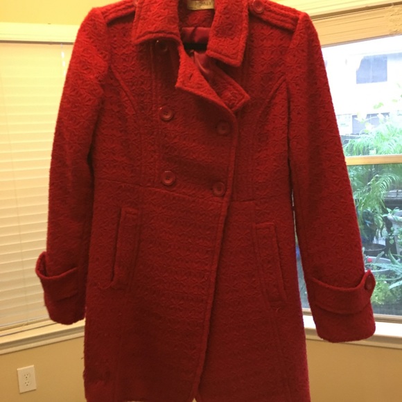 Red jacket - Picture 4 of 7