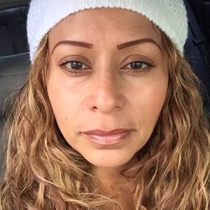 Meet your Posher, Claudia