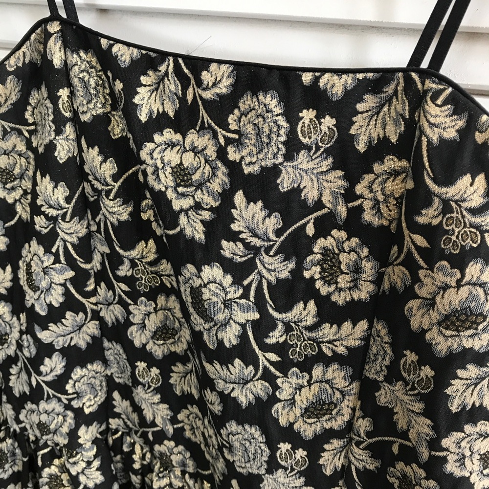 Elegant Un Deux Trois dress. - Picture 4 of 4