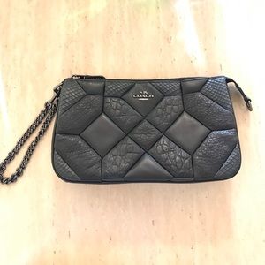 NWOT COACH Quilted Embossed Nolita Wristlet