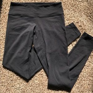Lululemon Athletica yoga pants