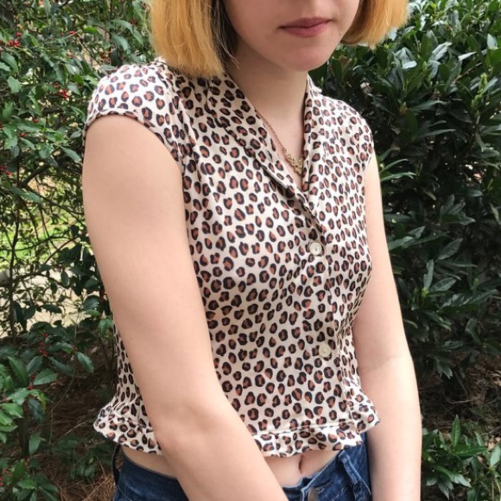 Leopard print top