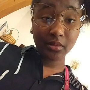 Meet your Posher, Naja