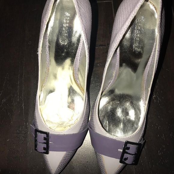 SHOE DAZZLE lilac and purple double buckle heels - Picture 8 of 8