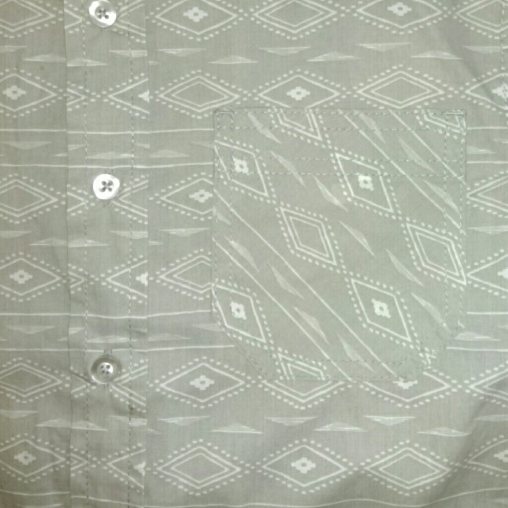 ⏫Aztec print button down⏬ - Picture 2 of 6