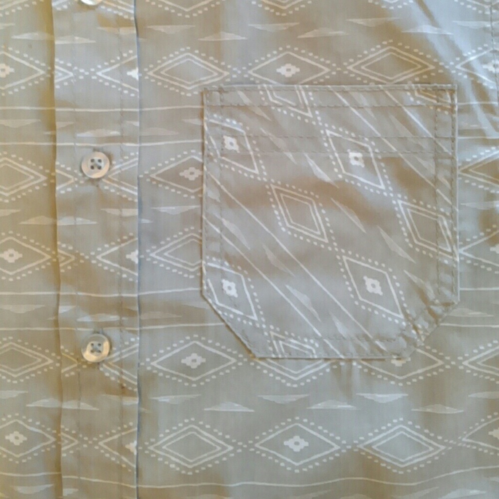 ⏫Aztec print button down⏬ - Picture 3 of 6
