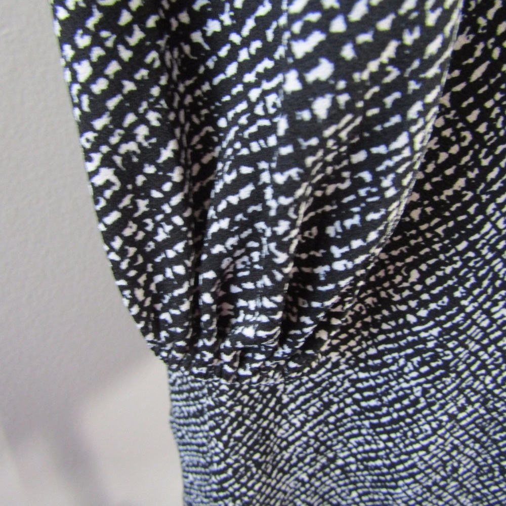 APT 9 COLD SHOULDER LONG SLEEVE DRESS SZ Xs - Picture 5 of 8