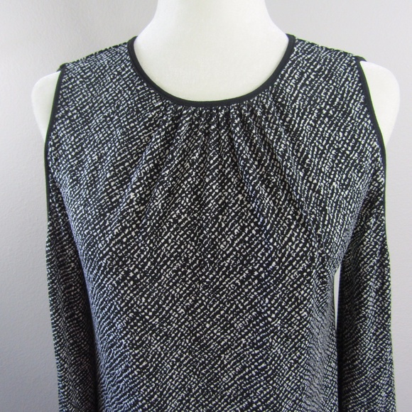 APT 9 COLD SHOULDER LONG SLEEVE DRESS SZ Xs - Picture 3 of 8