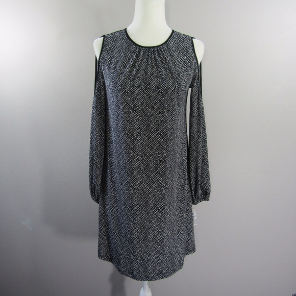 APT 9 COLD SHOULDER LONG SLEEVE DRESS SZ Xs - Picture 2 of 8