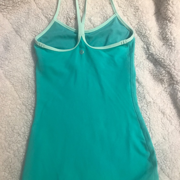 Lululemon power Y tank - Picture 2 of 3