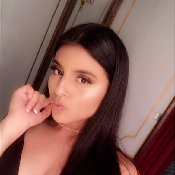 Meet your Posher, Kennedy - Picture 1 of 1