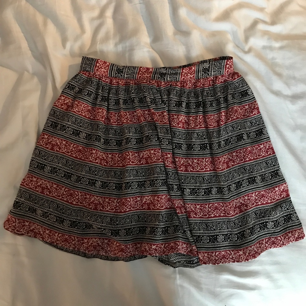 Patterned skirt