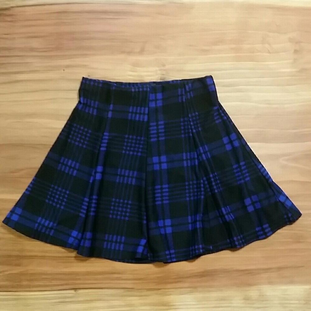 NWT Plaid Skirt