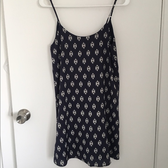 EVERLY printed dress with red bow - Picture 3 of 4