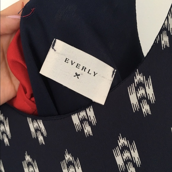 EVERLY printed dress with red bow - Picture 4 of 4