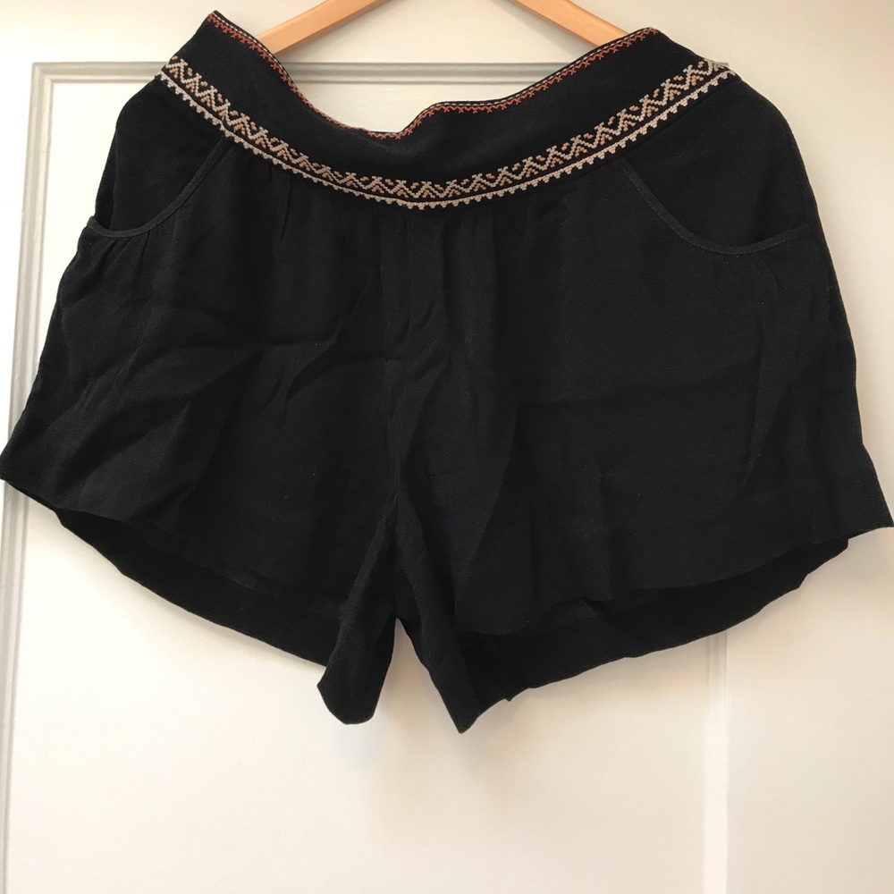 Anthropologie flowy shorts