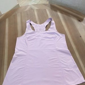 Lululemon top