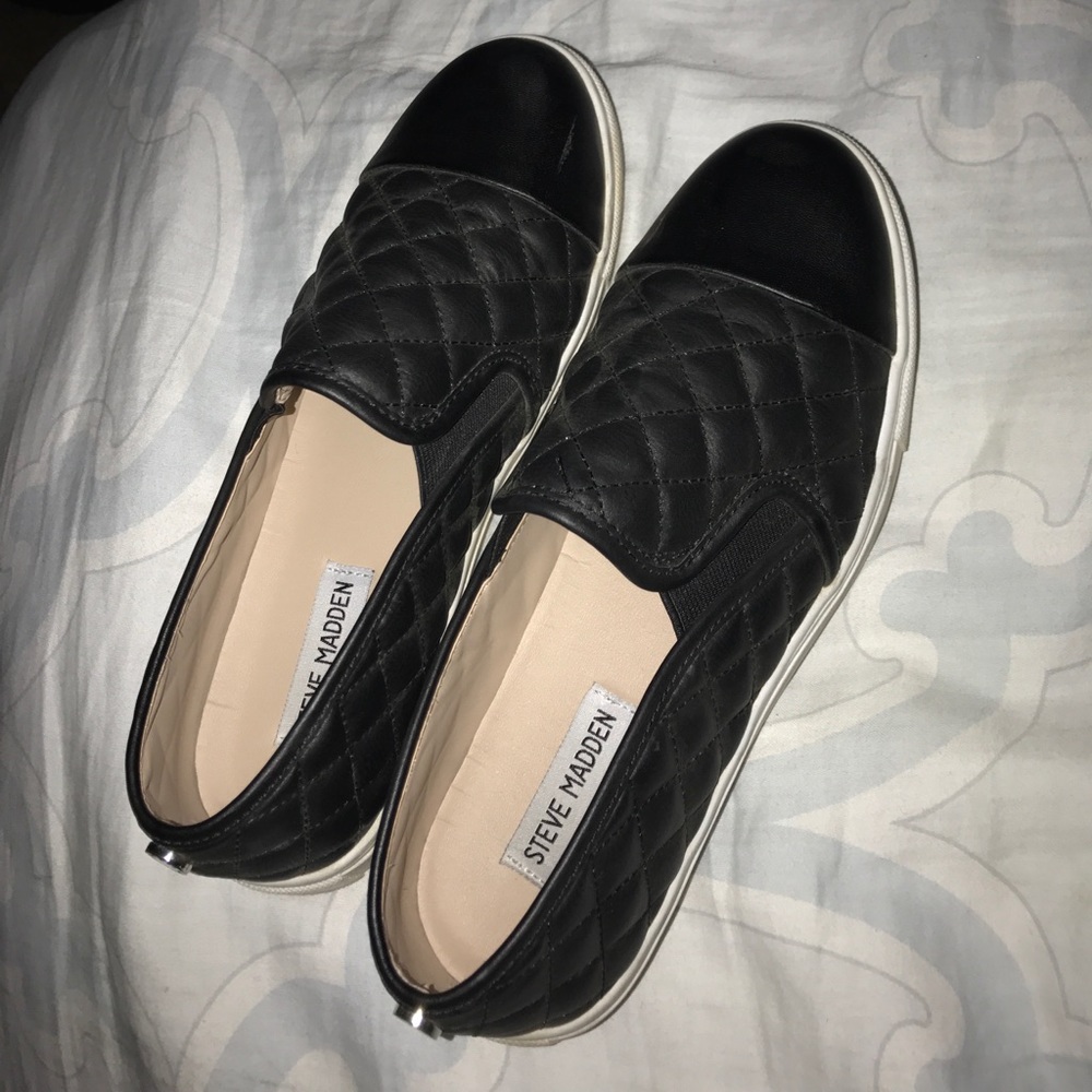 Steve Madden Sneakers Size 9 Black