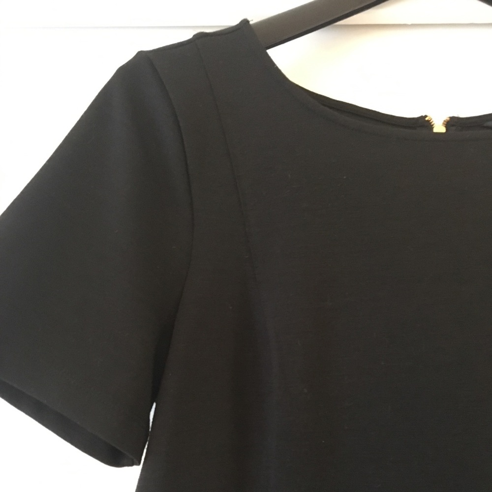Banana Republic Stretch Top - 10