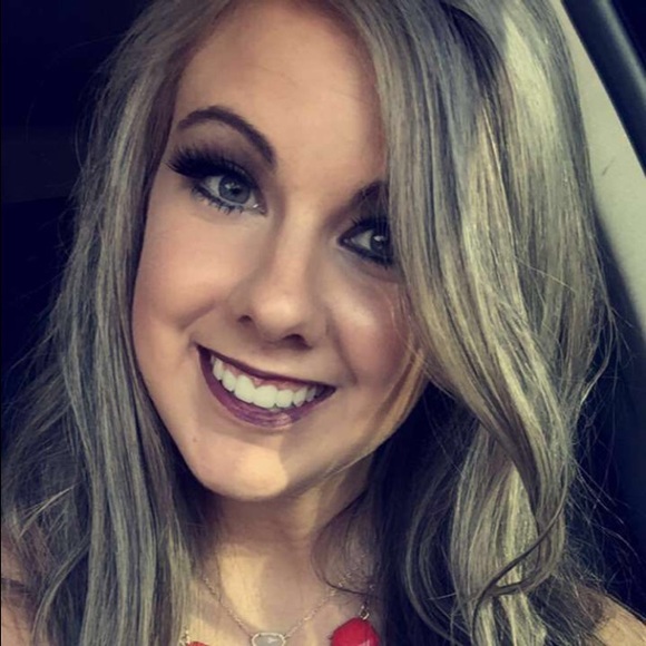 Meet your Posher, Megan - Picture 1 of 1
