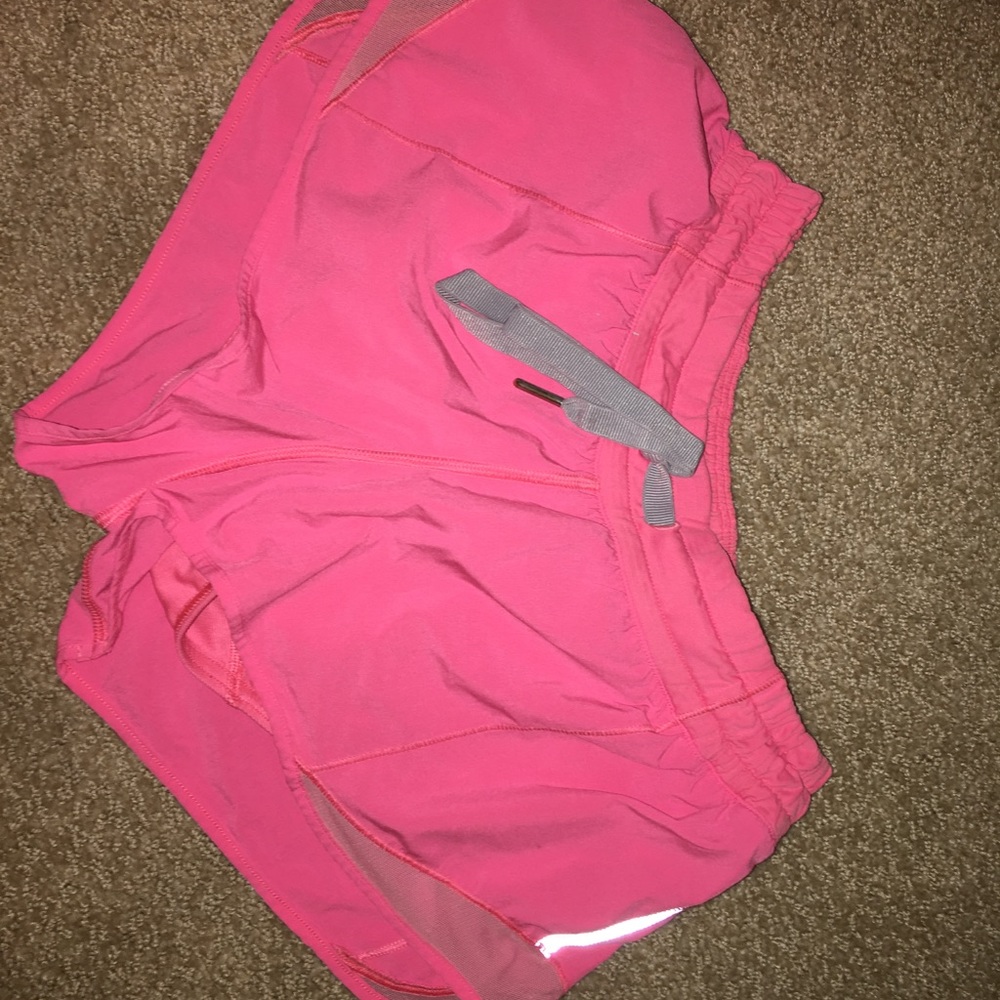 LULULEMON hotty toddy short