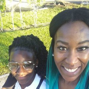 Meet your Posher, Shacara