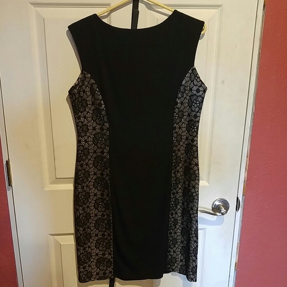 Black and tan-ish pencil dress with lace sides - Picture 2 of 4