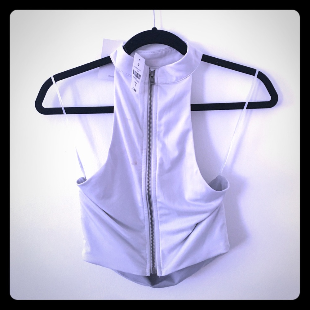 LF backless crop top